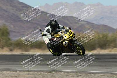 media/Oct-05-2025-CVMA (Sun) [[beeef4f201]]/Race 15-Amateur Formula Middleweight/